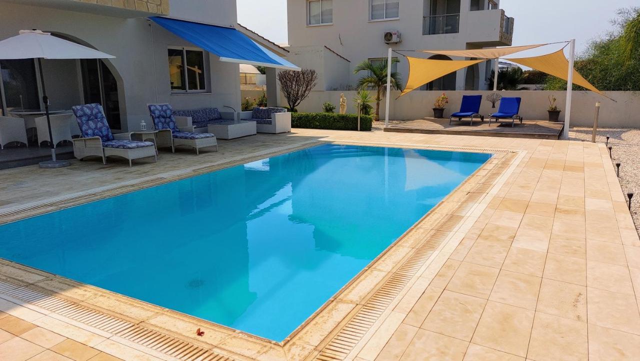 Villa Verdi: Luxury Villa With Private Pool Peyia Exterior foto