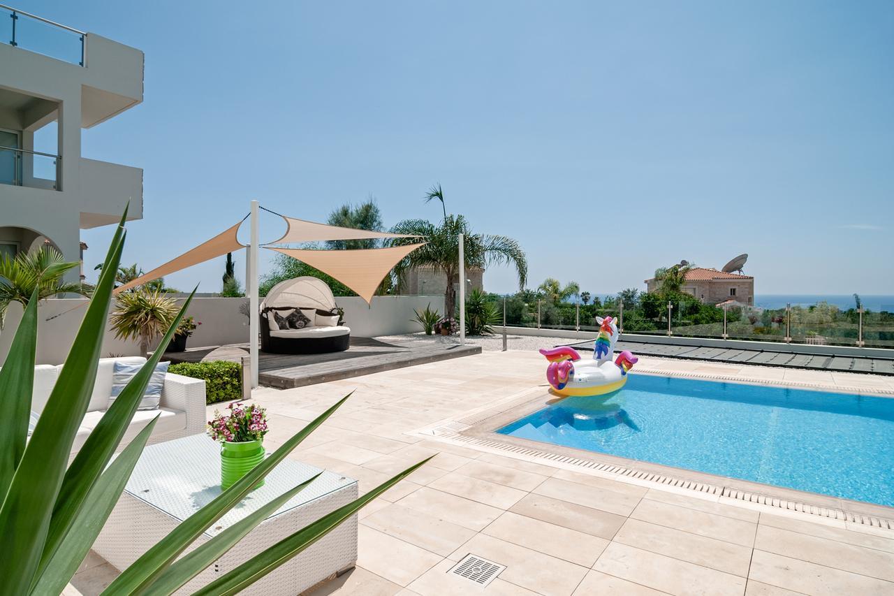 Villa Verdi: Luxury Villa With Private Pool Peyia Exterior foto